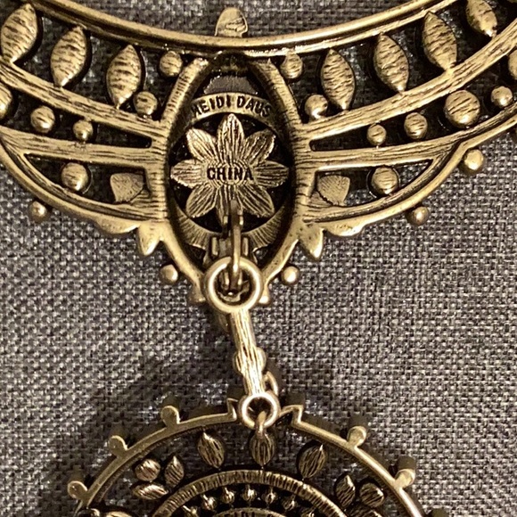 Hedi Daus Necklace that converts to a Pendant. - Picture 8 of 16